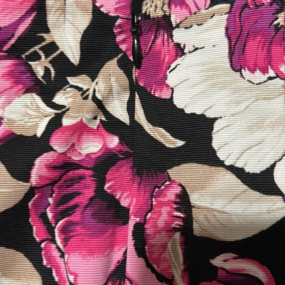 White House Black Market Pink Pencil Skirt for Cocktail - Picture 4 of 6